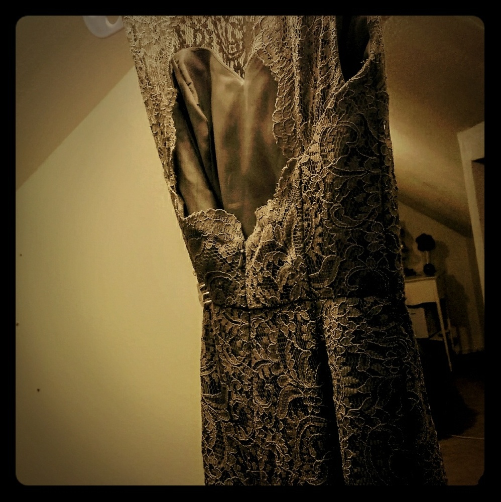 Grey lace fitted dress